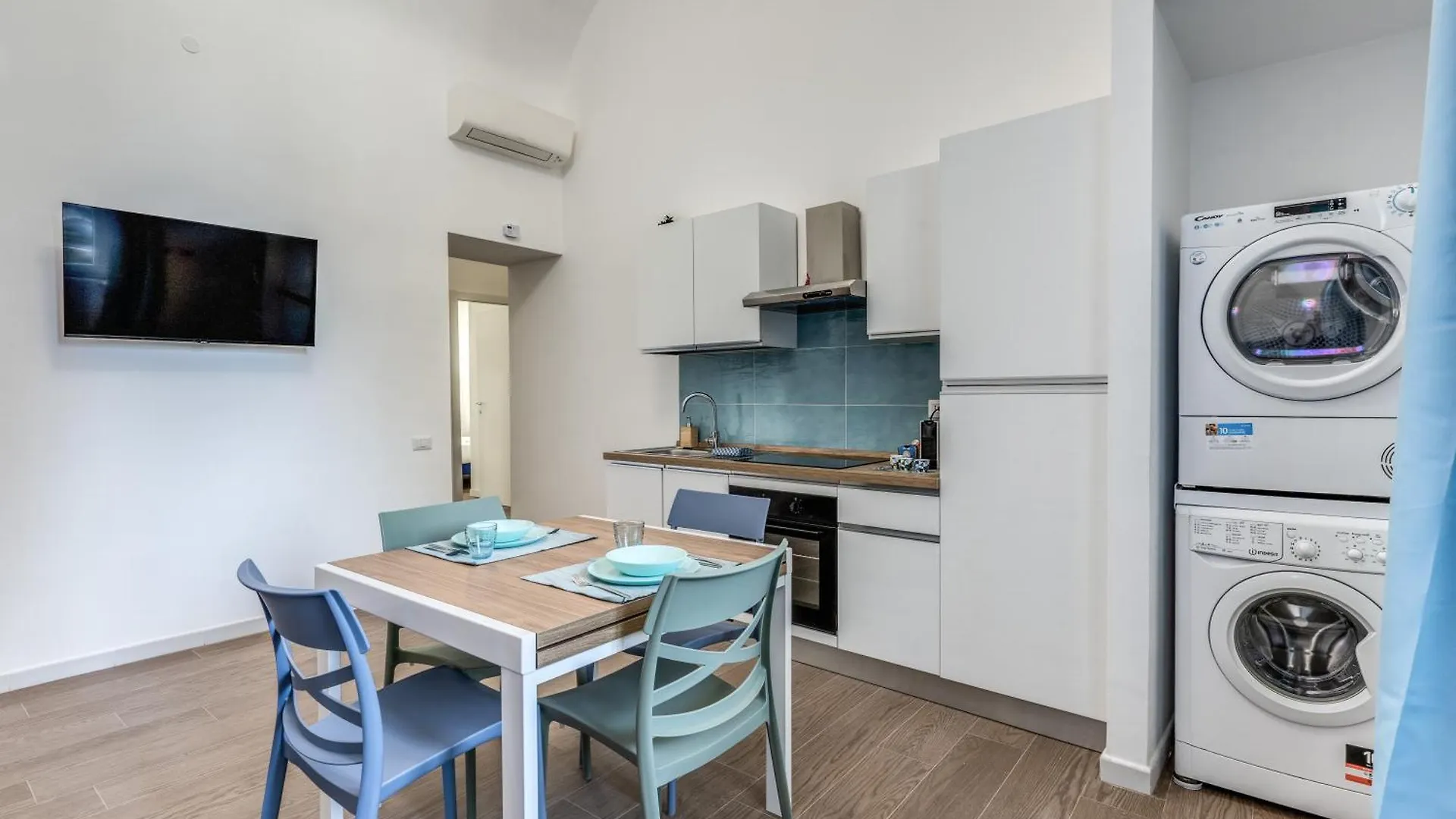 Domus Alessandro City Apartment Rome