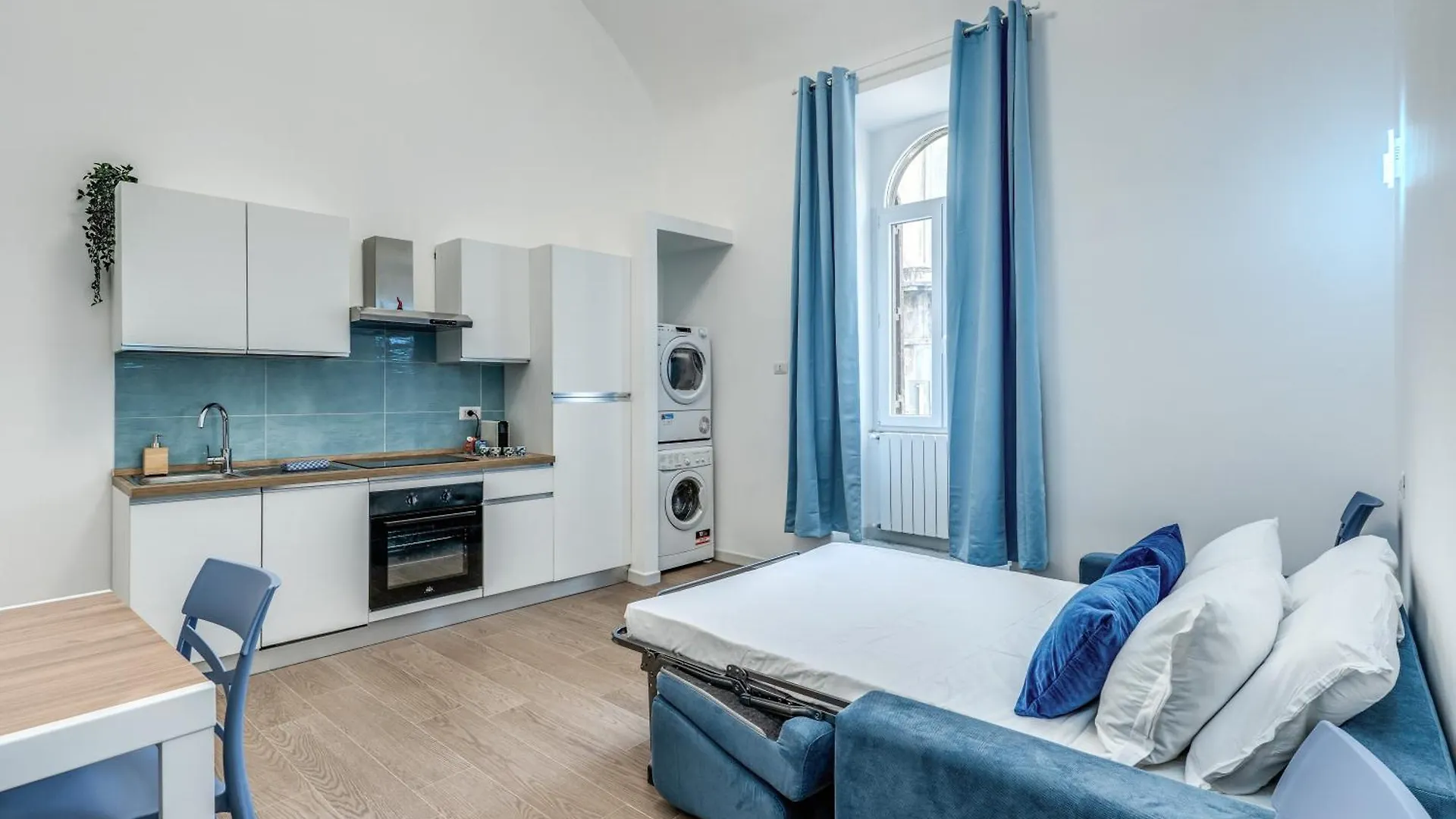 Domus Alessandro City Apartment Rome