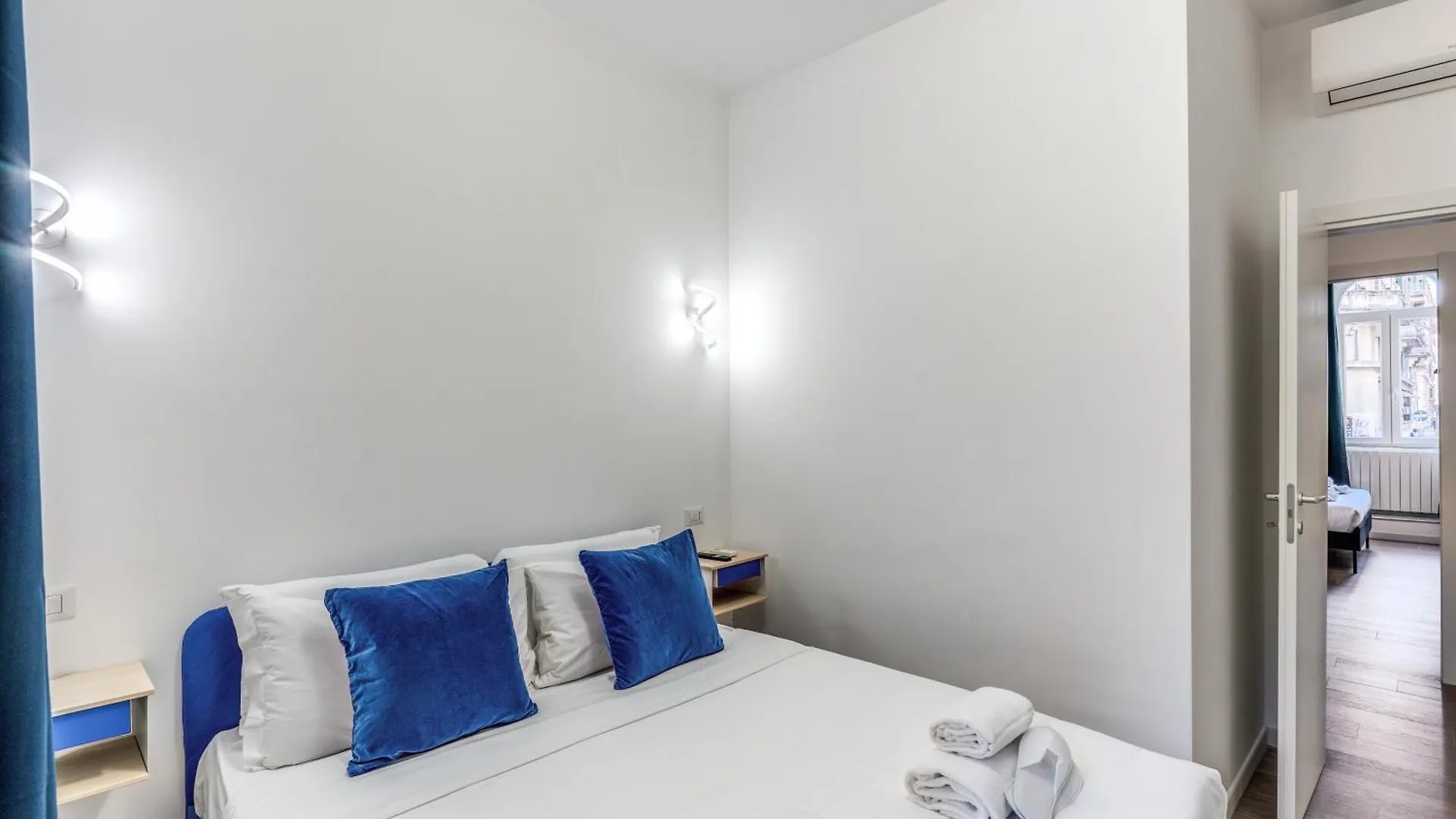 Domus Alessandro City Apartment Rome