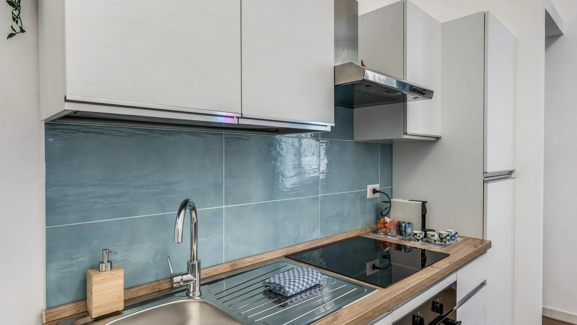 Domus Alessandro City Apartment Rome