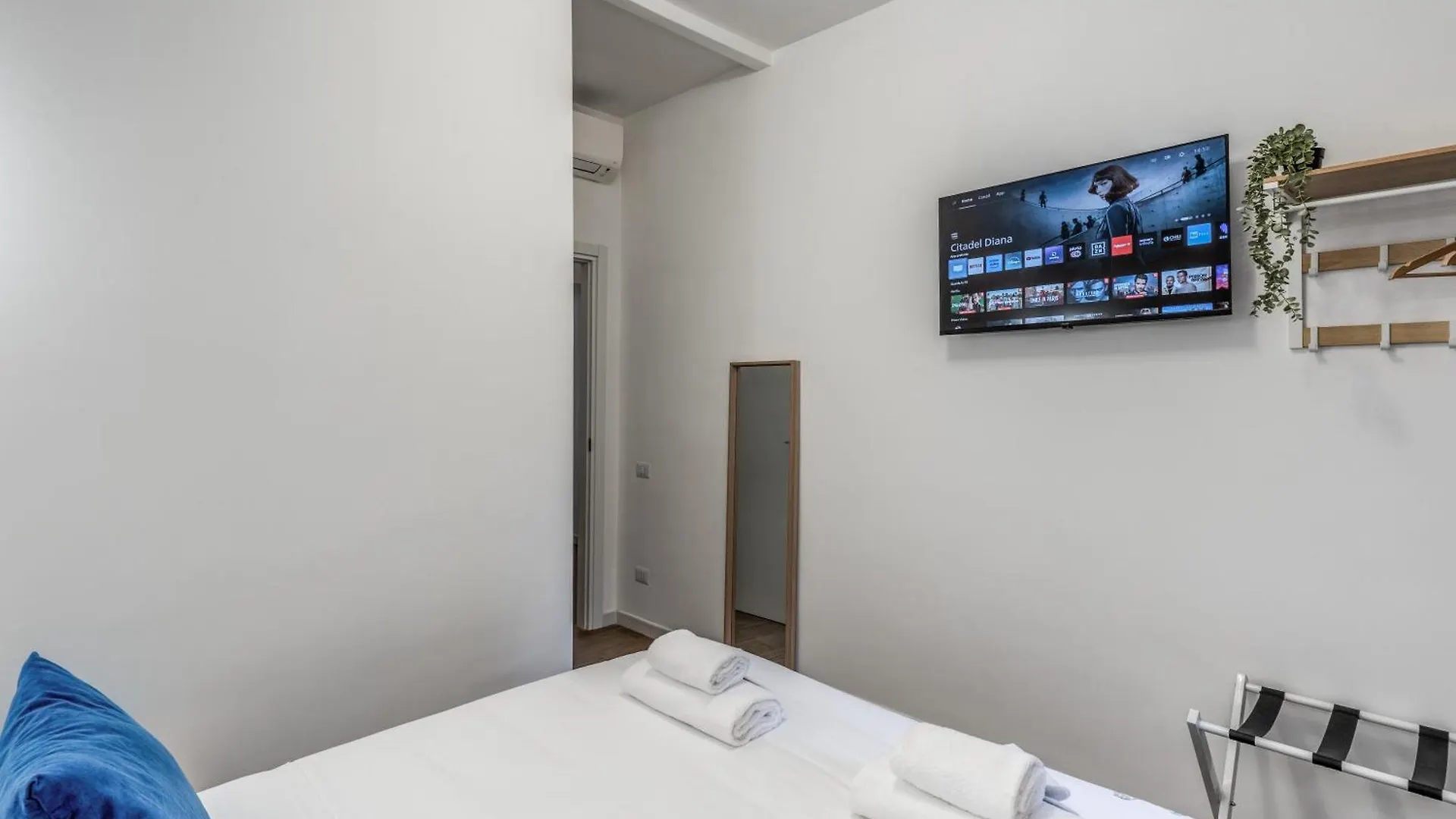 Domus Alessandro City Apartment Rome