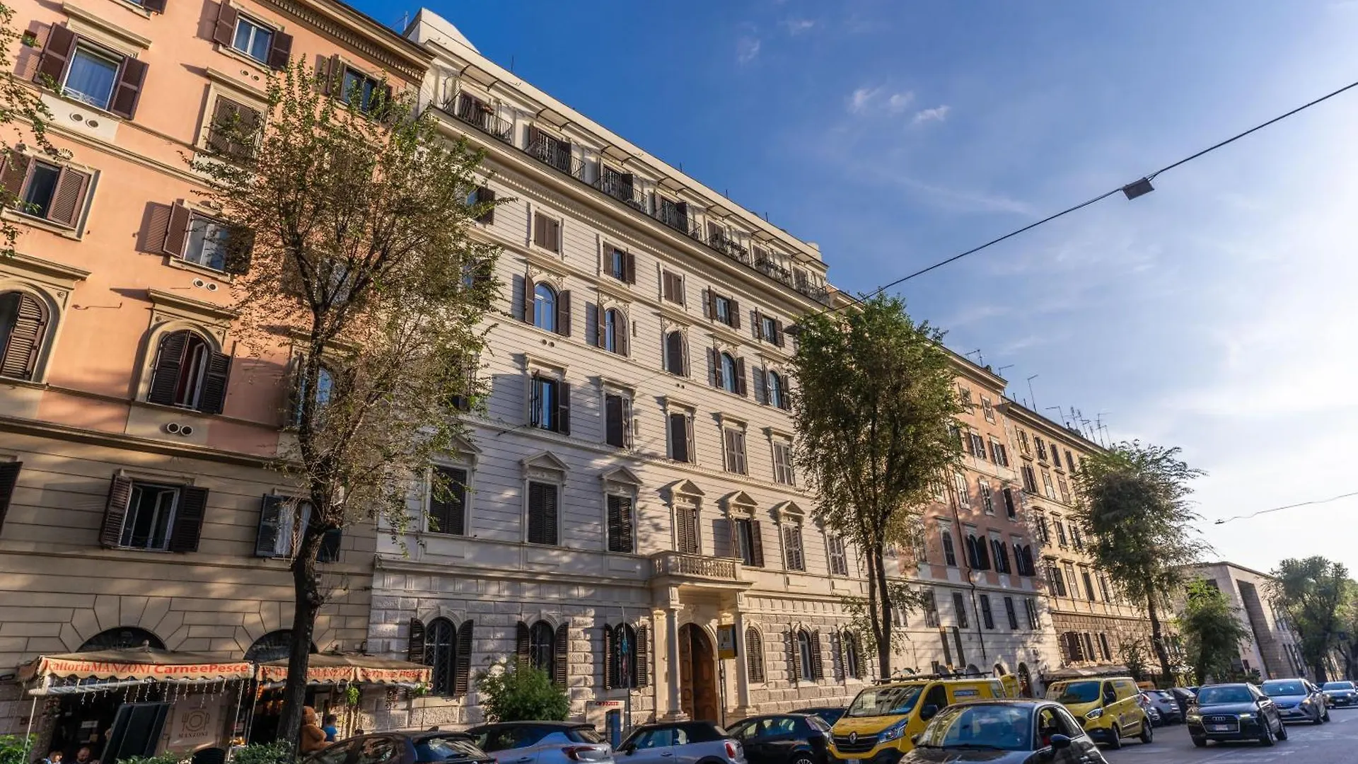 Domus Alessandro City Apartment Rome