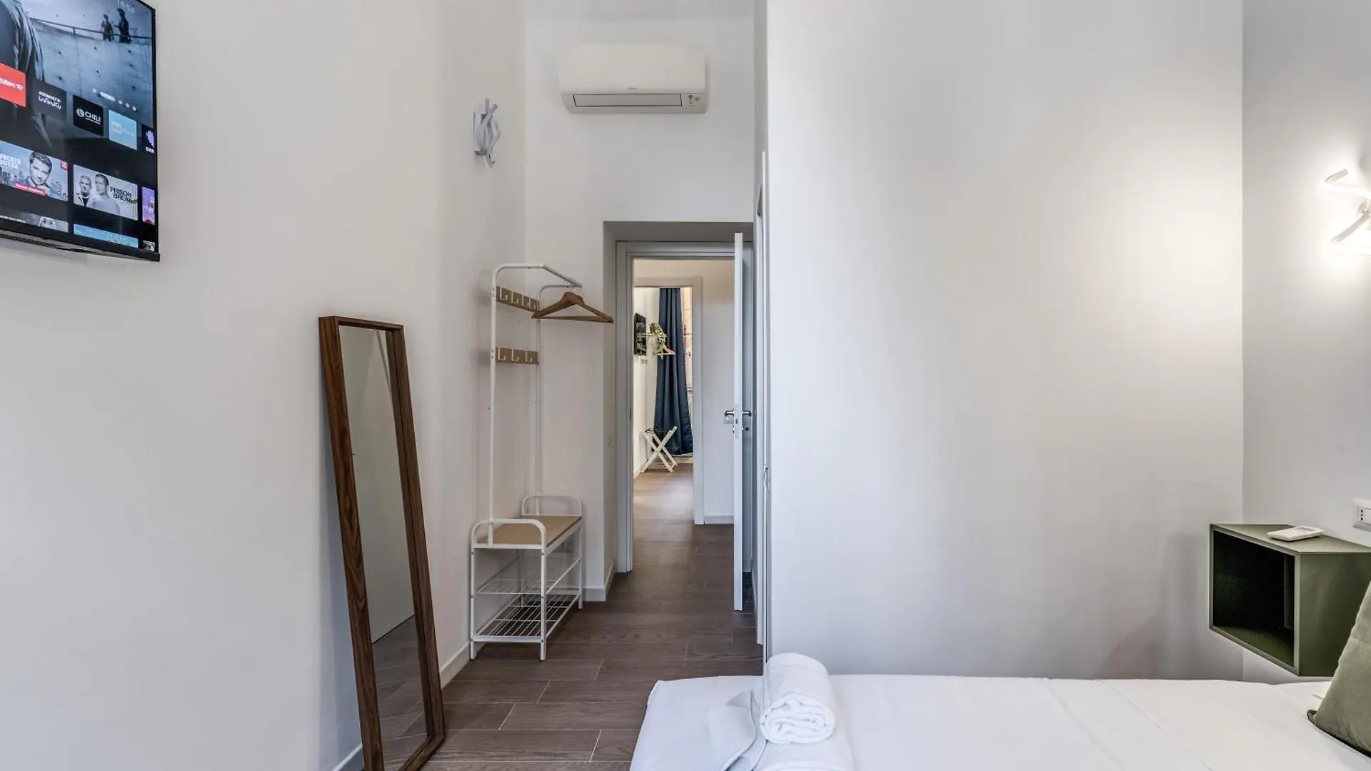 Domus Alessandro City Apartment Rome